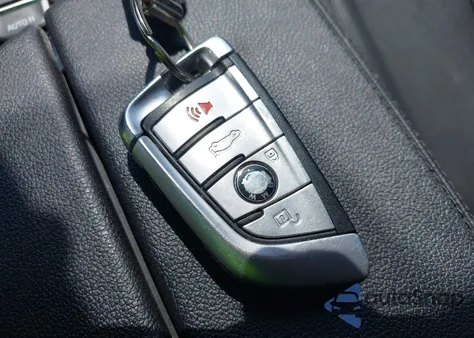 2020 BMW 530I xDrive from USA, damaged, VIN WBAJR7C03LWW78402